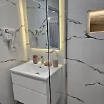 Aila Sarandë