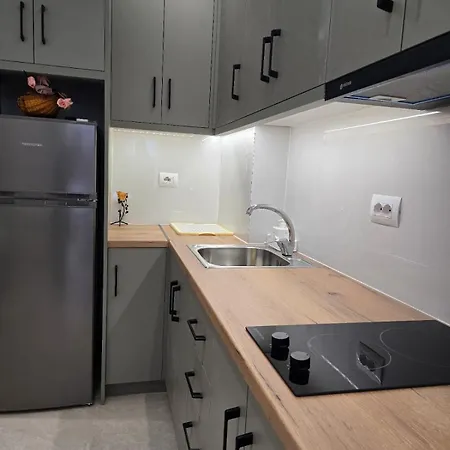Aila Appartement *