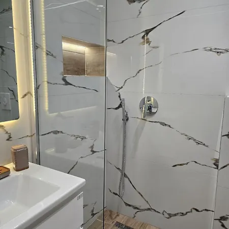 Aila Appartement Saranda